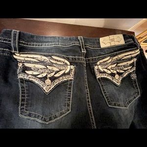 Miss Me Mid-Rise Easy Boot size 36 - Plus Sized Bling Jeans